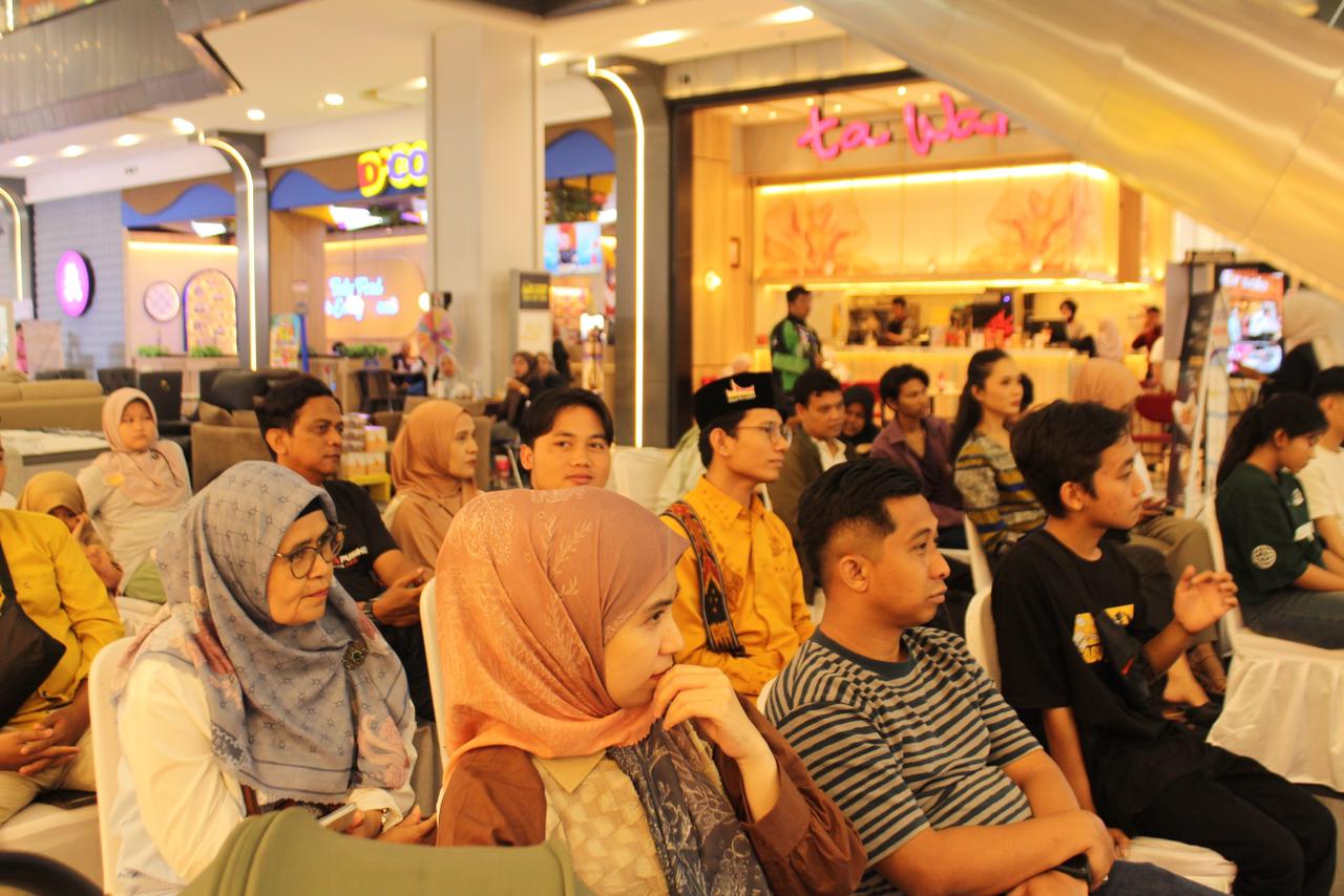 TALKSHOW WITH HAYKAL KAMIL BRAND ZASKIA MECCA — Foto 5