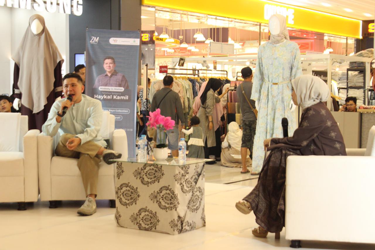 TALKSHOW WITH HAYKAL KAMIL BRAND ZASKIA MECCA — Foto 8